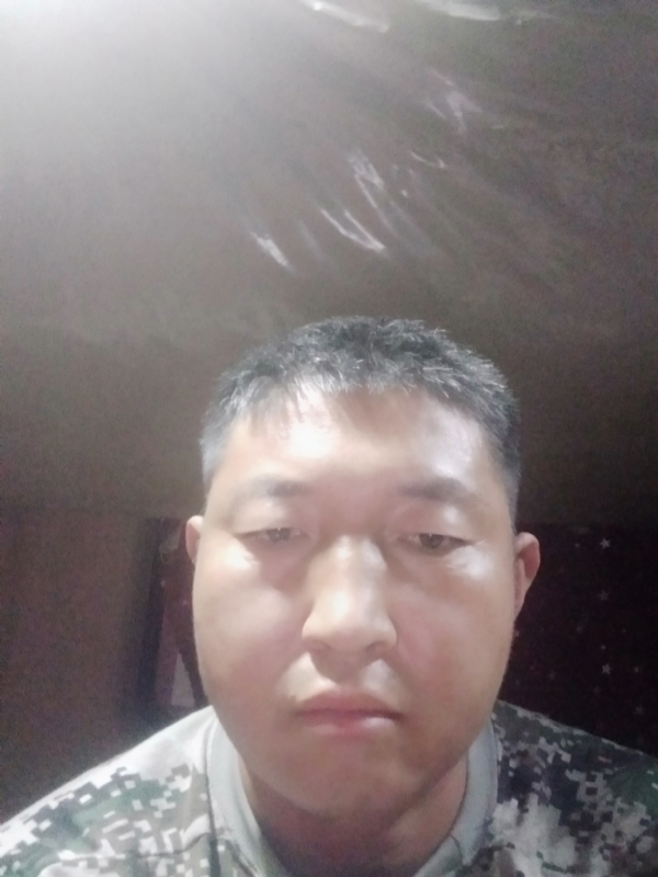 雪山浪子的第一张照片--黄冈相亲服务中心