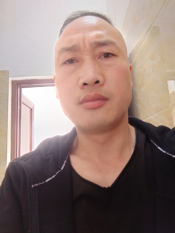 猴哥的第二张照片--黄冈相亲服务中心