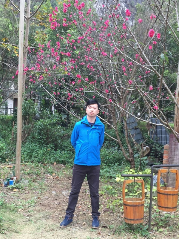 金生水起的第一张照片--黄冈相亲服务中心