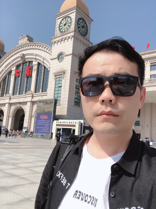 楚河畔的第一张照片--黄冈相亲服务中心