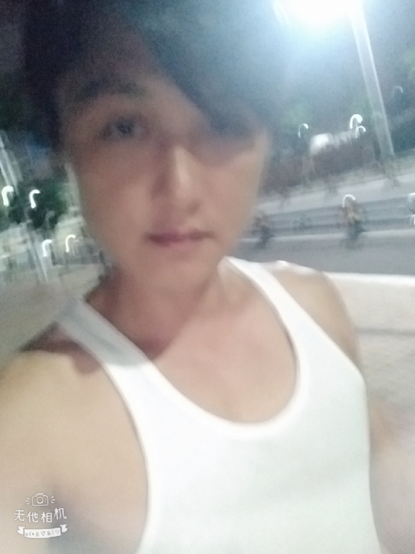 弟弟的第一张照片--黄冈相亲服务中心