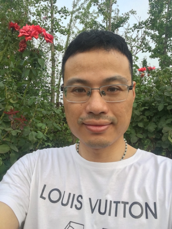 牛仔哥的第二张照片--黄冈相亲服务中心