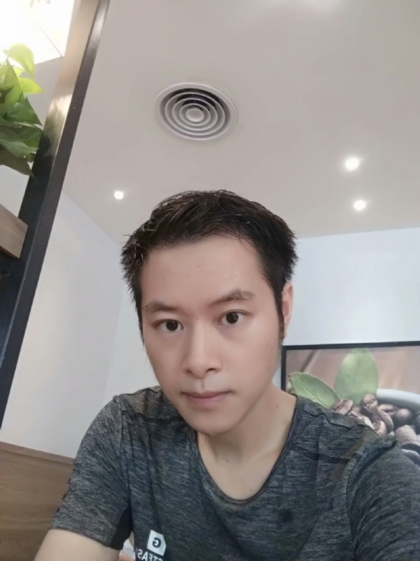 期待缘分的第二张照片--黄冈相亲服务中心