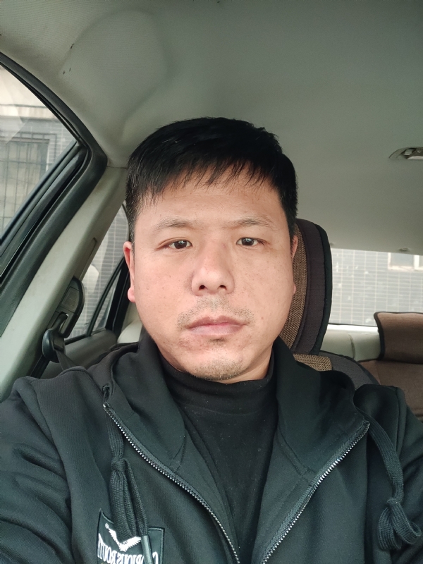 田立城的第一张照片--黄冈相亲服务中心