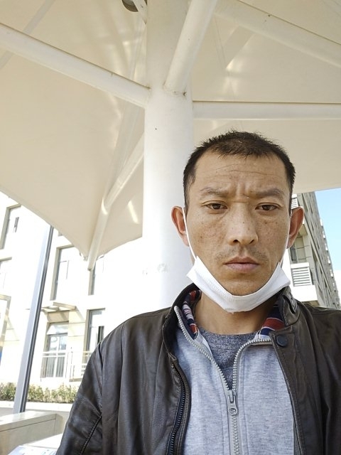 孤狼的第一张照片--黄冈相亲服务中心