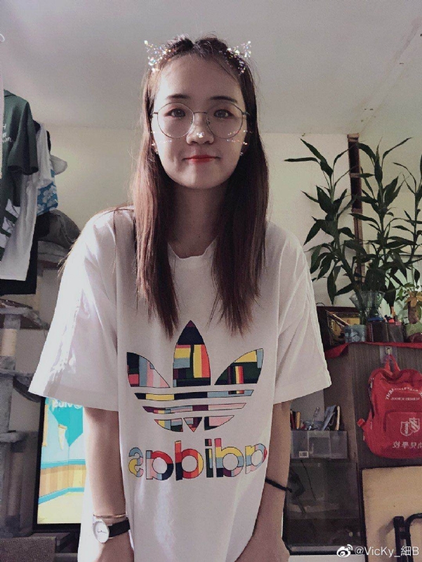 丁美洁的第一张照片--黄冈相亲服务中心