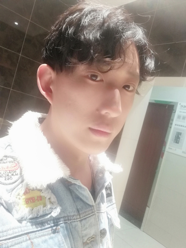 鲸落ii的第二张照片--黄冈相亲服务中心