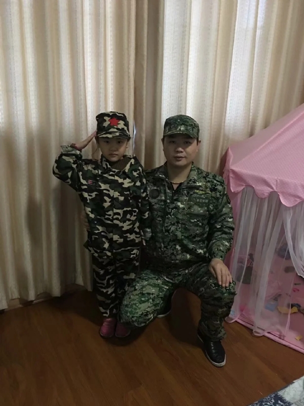 俗人的第一张照片--黄冈相亲服务中心