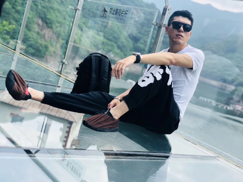庄周梦蝶的第一张照片--黄冈相亲服务中心