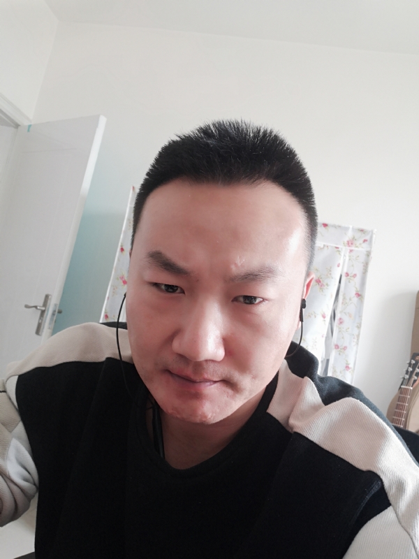曹先森的第一张照片--黄冈相亲服务中心