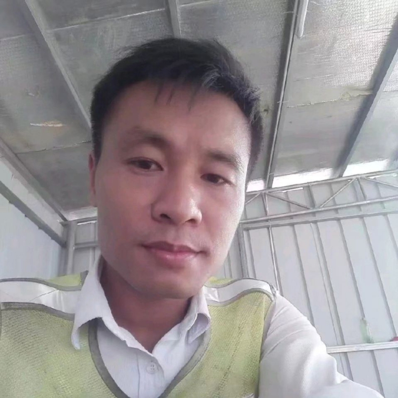 小马哥的第二张照片--黄冈相亲服务中心