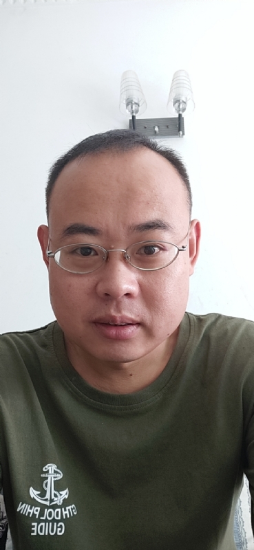 虫儿飞的第一张照片--黄冈相亲服务中心