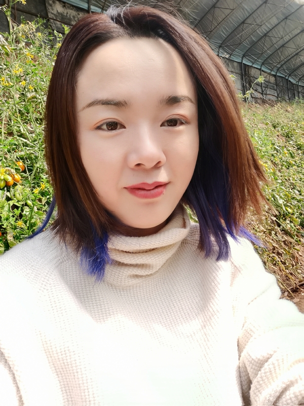 欣欣向荣的第一张照片--黄冈相亲服务中心
