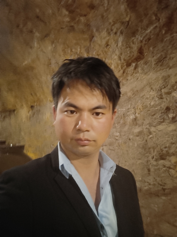 晚点的第二张照片--黄冈相亲服务中心
