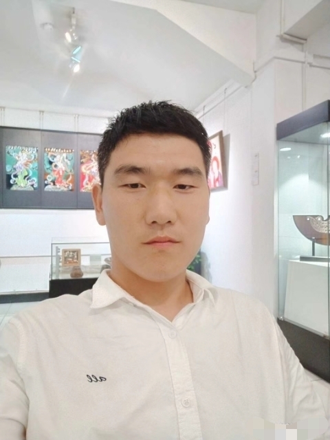自律人生的第一张照片--黄冈相亲服务中心