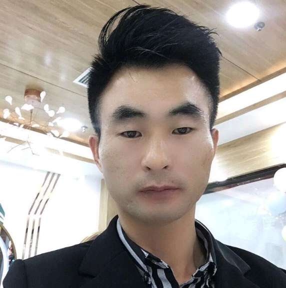 情系半生的第一张照片--黄冈相亲服务中心