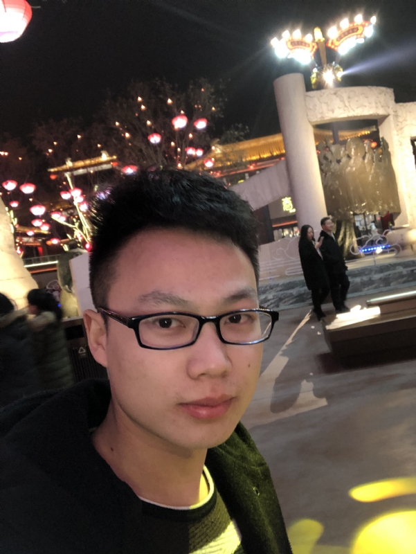 吃葡萄不吐葡萄皮的第二张照片--黄冈相亲服务中心
