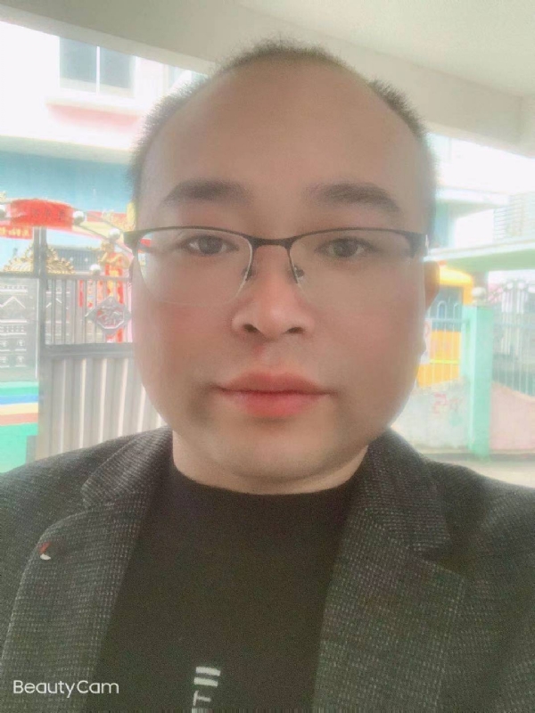 海阔凭鱼跃的第一张照片--黄冈相亲服务中心