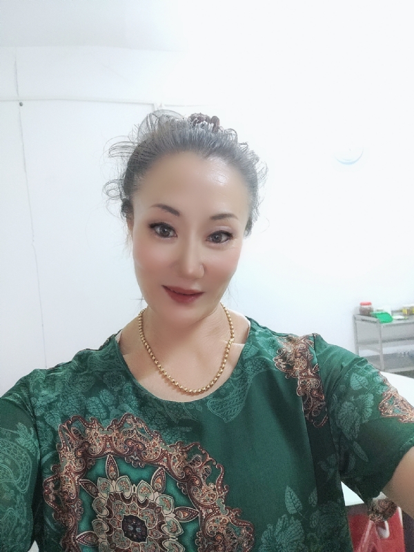 燕子的第二张照片--黄冈相亲服务中心