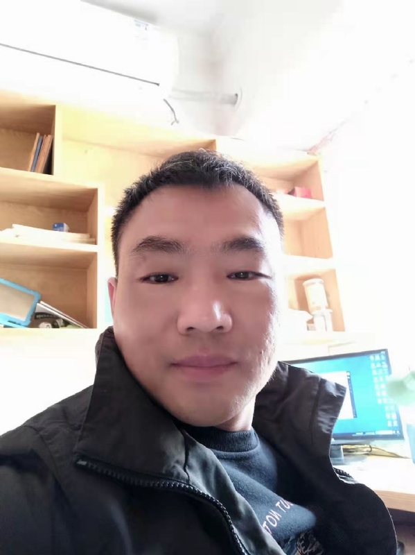 向前葱的第一张照片--黄冈相亲服务中心