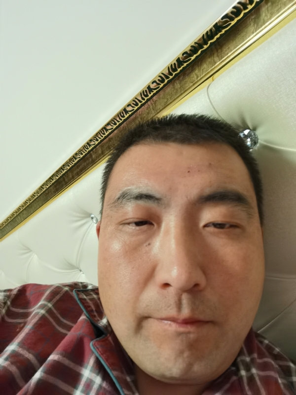 紫夜的第一张照片--黄冈相亲服务中心