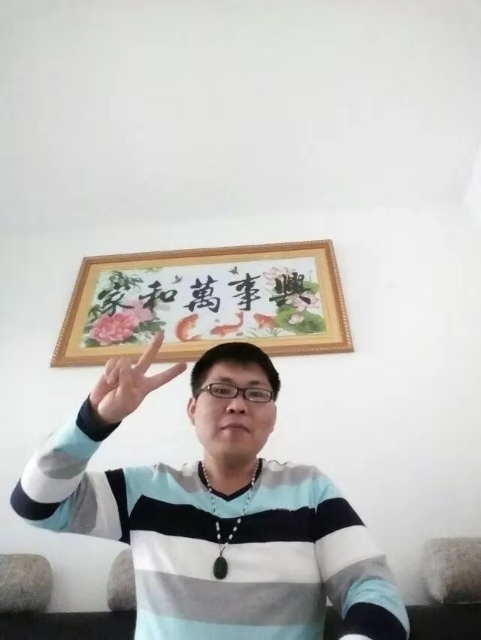 快乐就好的第一张照片--黄冈相亲服务中心