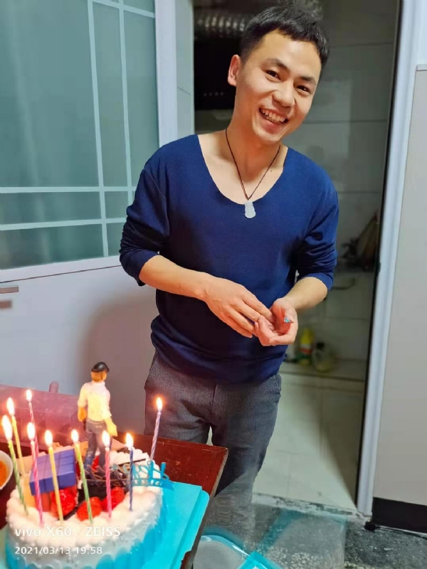找结婚对象的第一张照片--黄冈相亲服务中心