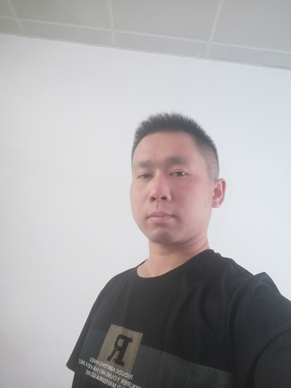 孤独的狼的第一张照片--黄冈相亲服务中心