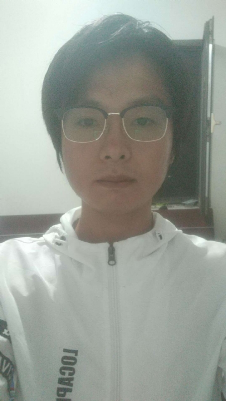 轻吻的第一张照片--黄冈相亲服务中心