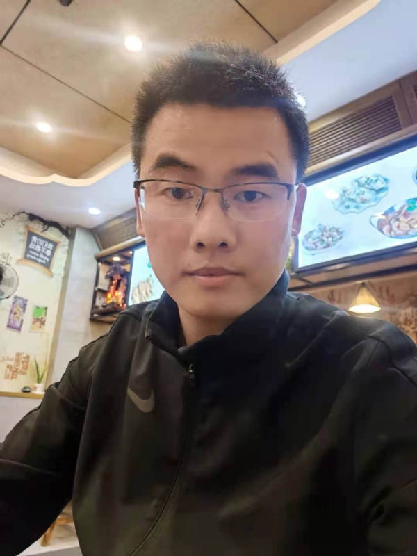 奔向幸福的第一张照片--黄冈相亲服务中心