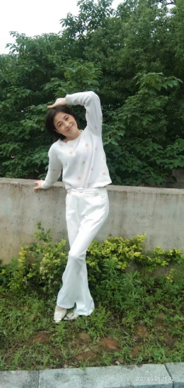 九妹的第四张照片--黄冈相亲服务中心