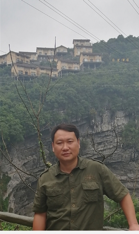 迷彩人生的第一张照片--黄冈相亲服务中心