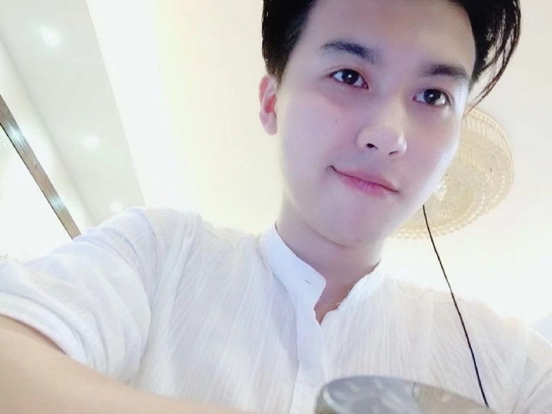 皮特王的第一张照片--黄冈相亲服务中心