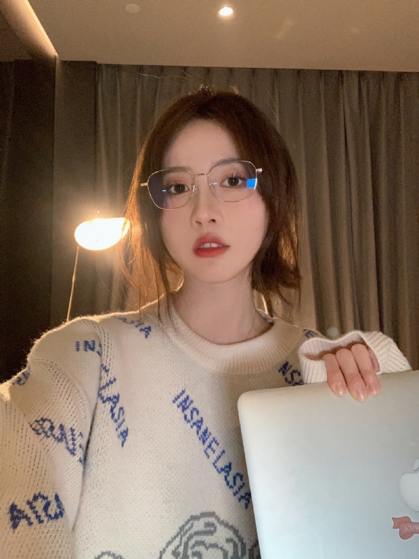 小曦的第一张照片--黄冈相亲服务中心