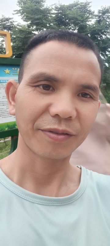 找个相爱的人结婚的第一张照片--黄冈相亲服务中心