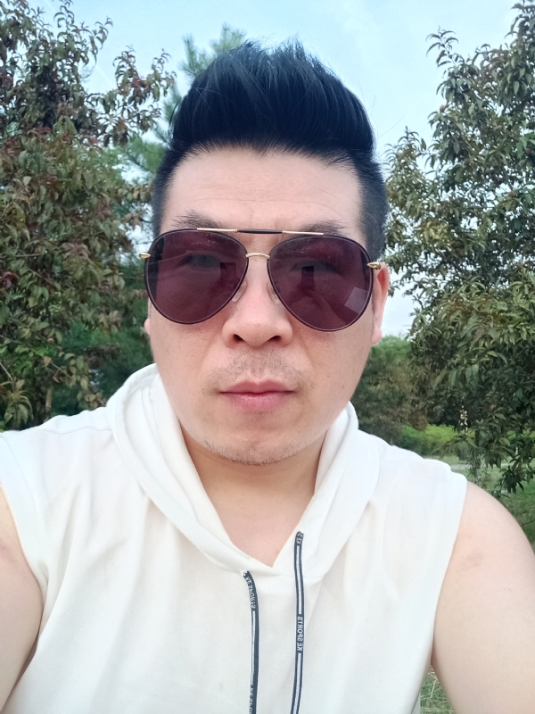 等风来的第二张照片--黄冈相亲服务中心