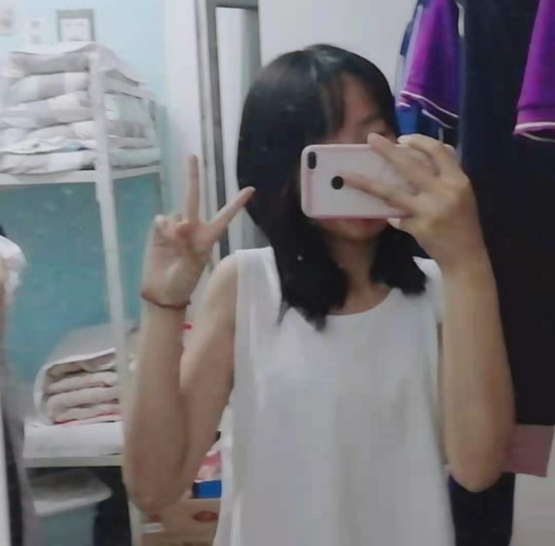 满佳茹的第一张照片--黄冈相亲服务中心