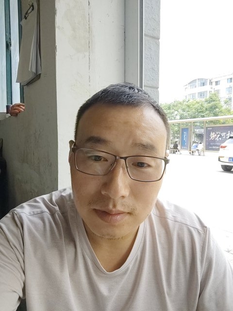 转身的距离的第一张照片--黄冈相亲服务中心