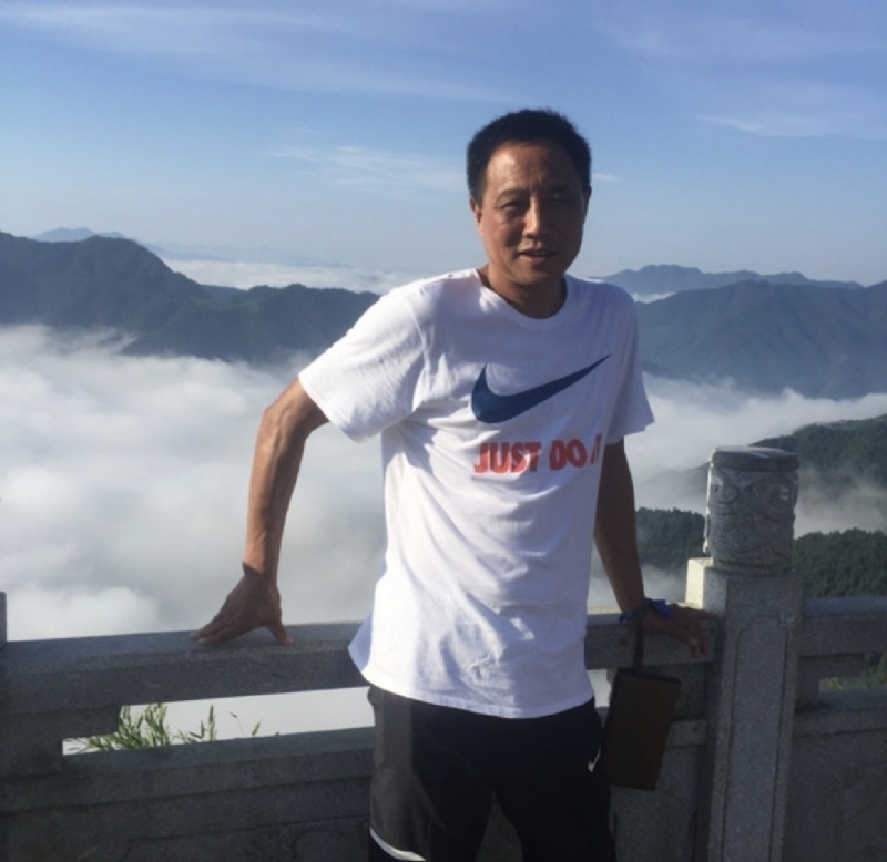 出走半生的第一张照片--黄冈相亲服务中心