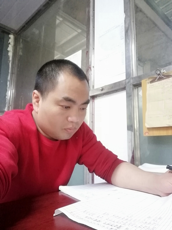 小吴的第一张照片--黄冈相亲服务中心