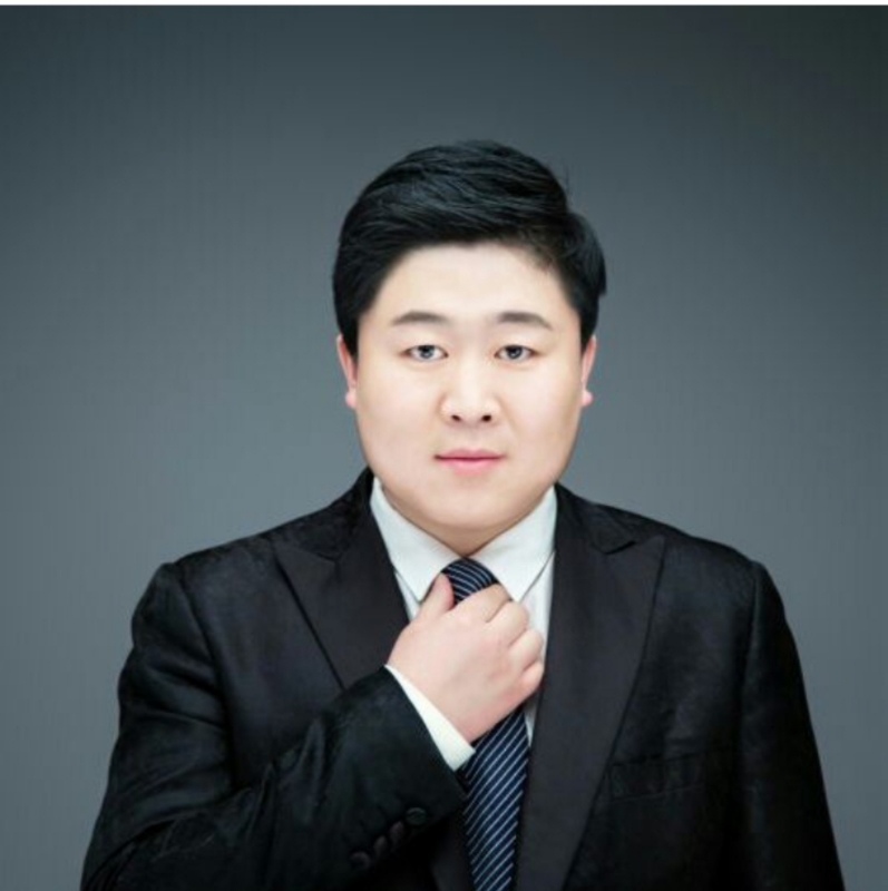 迷途小书童的第一张照片--黄冈相亲服务中心