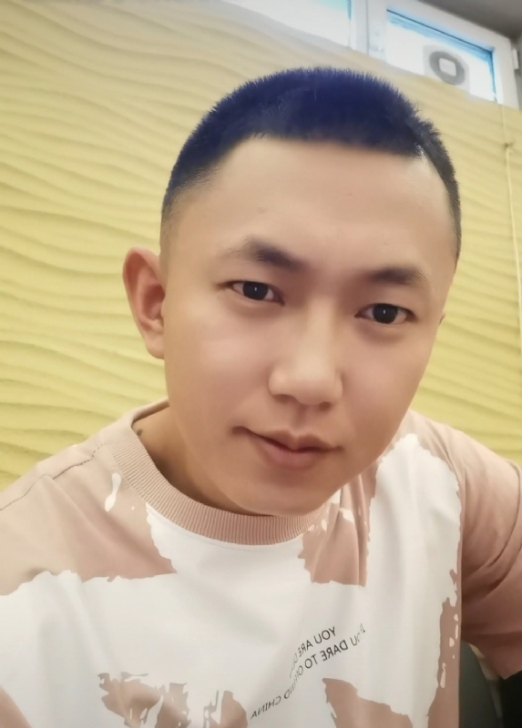 爱意随风起的第一张照片--黄冈相亲服务中心