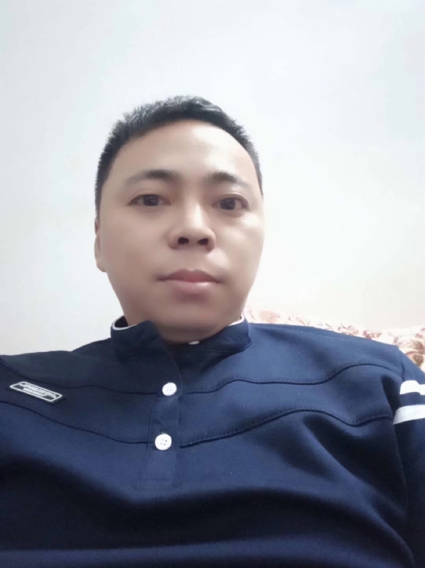 珍惜眼前人的第一张照片--黄冈相亲服务中心