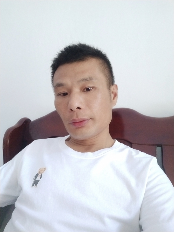 年少轻狂的第一张照片--黄冈相亲服务中心