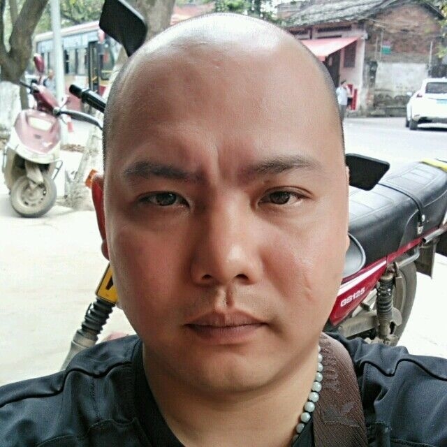 开心就好的第一张照片--黄冈相亲服务中心
