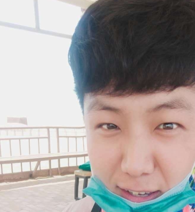 回族小伙的第一张照片--黄冈相亲服务中心