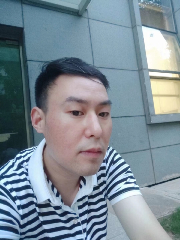 曙光的第一张照片--黄冈相亲服务中心