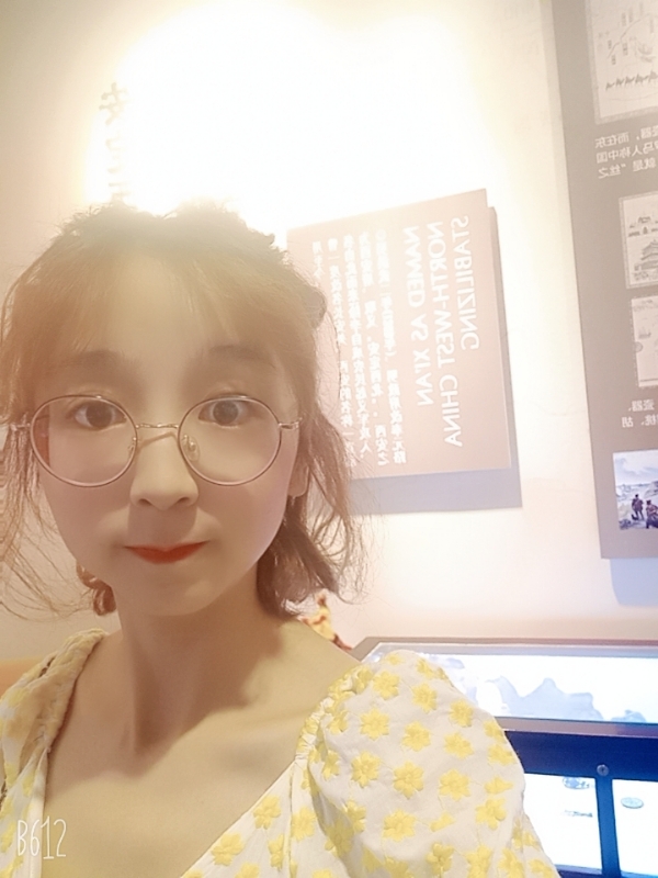 吴小小的第一张照片--黄冈相亲服务中心