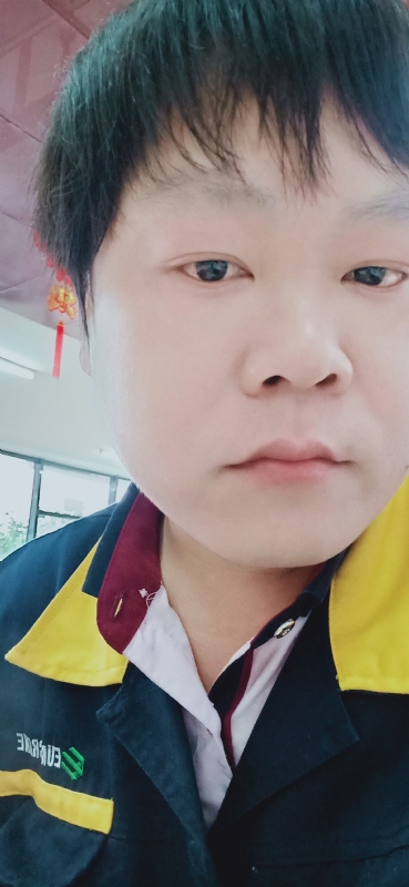 三哥哥的第一张照片--黄冈相亲服务中心