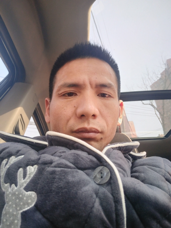 青春不长在的第一张照片--黄冈相亲服务中心